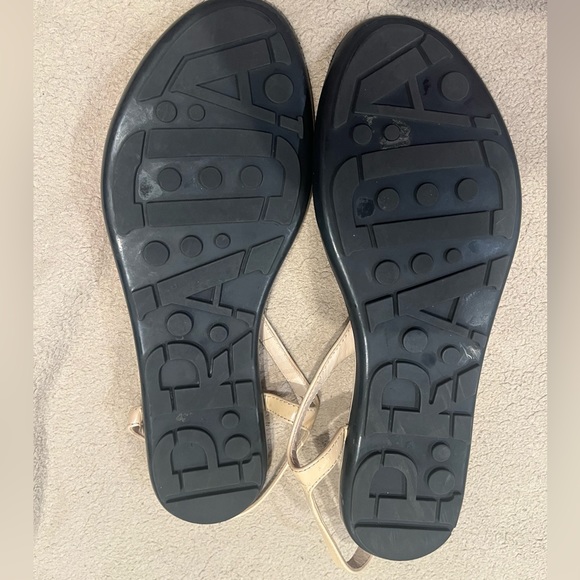 Prada t-strap sandals - Picture 6 of 6